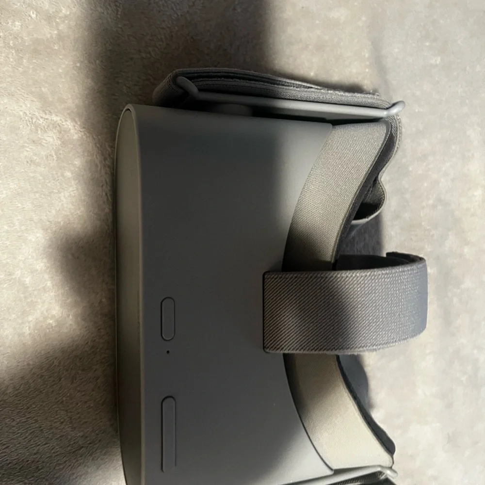 Oculus Go Standalone Virtual Reality Headset - 64GB